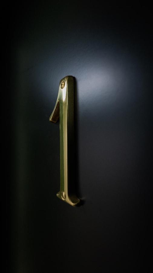 Broncks Apartment 1 - Modern 2-Bedroom In The Heart Of Torshavn Luaran gambar
